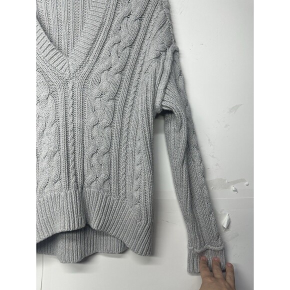 Aéropostale Women’s Light Gray Cable Knit Sweater Size L Cozy Pullover - Picture 8 of 10